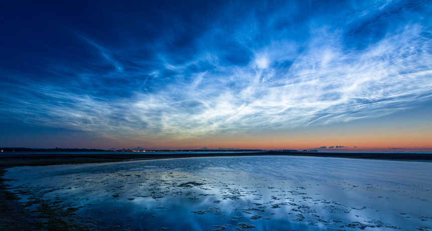 071219_cw_noctilucent-clouds_feat.jpg