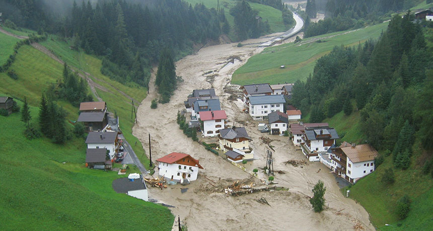 081017_LH_european-river-flood_main.jpg