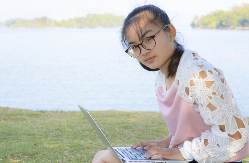 girl with laptop