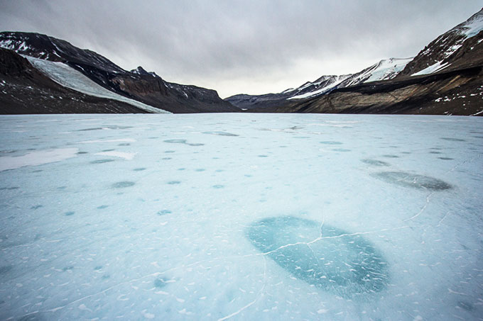 a photo of a glacier