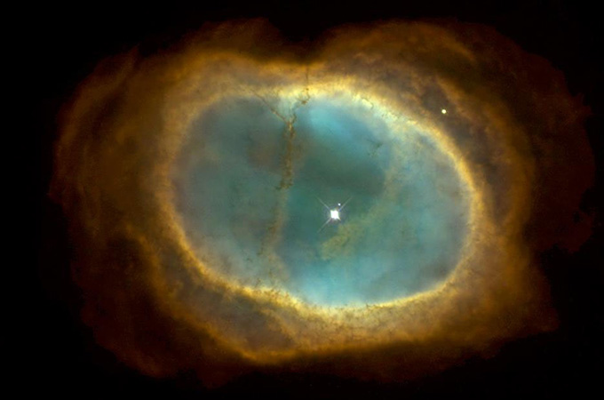 Hubble image of Southern Ring nebula