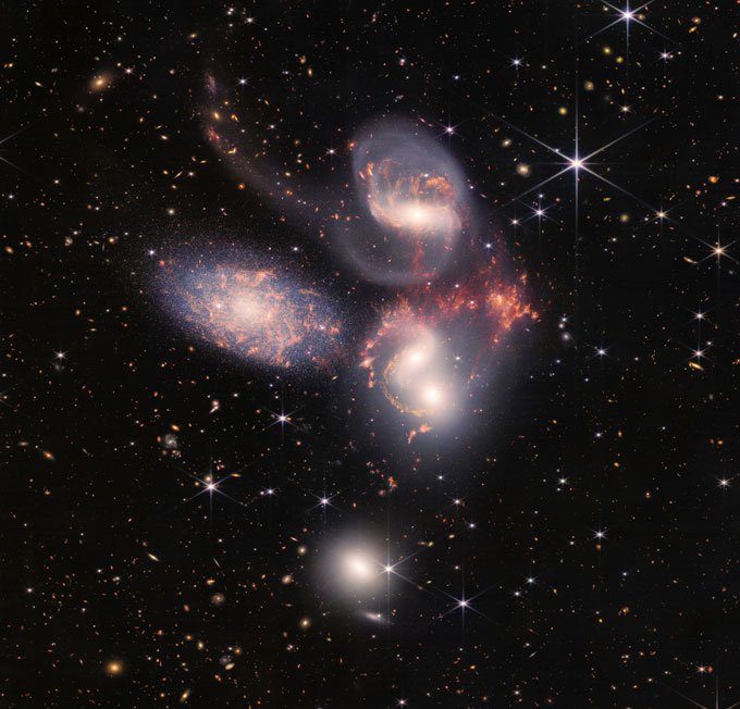 NIRCam and MIRI composite image of Stephan's Quintet