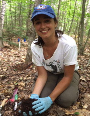 350-inline-7-rebecca-sanders-demottSampling-Soil-June-2015.png