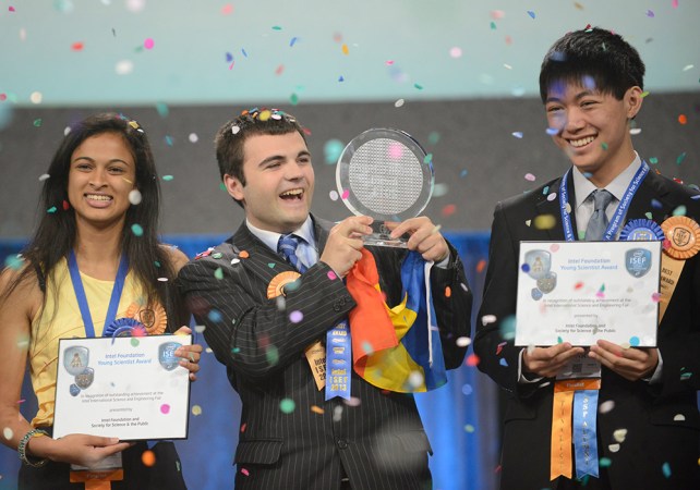 Eesha Khare (left), Ionut Budisteanu (center) and Henry Wanjune Lin (right) claimed the top three prizes at this year’s Intel International Science and Engineering Fair in Phoenix, Arizona. Budisteanu’s work toward developing a self-driving car earned the 19-year-old Romanian inventor the $75,000 top prize. Credit: Intel/Chris Ayers