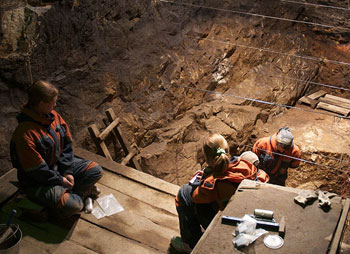 neanderthal cave