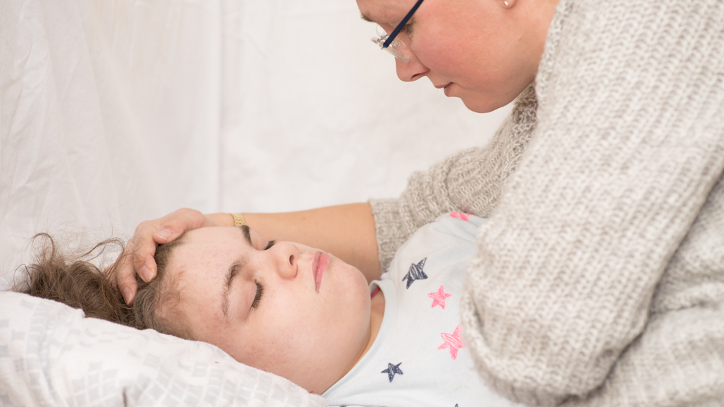 can disposable vapes cause seizures Behind the sweet taste of vapes, some pods hide hospital drugs like  etomidate — a powerful anaesthetic never meant for inhalation. , When  vaped, it can cause seizures, breathing spasms, and sudden main image 0