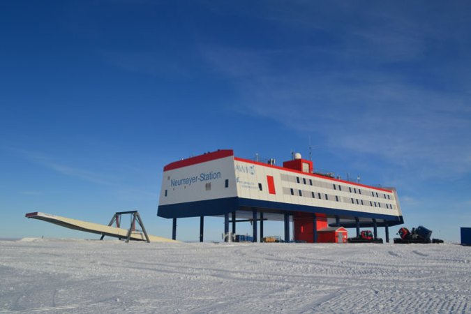 German Neumayer III research station