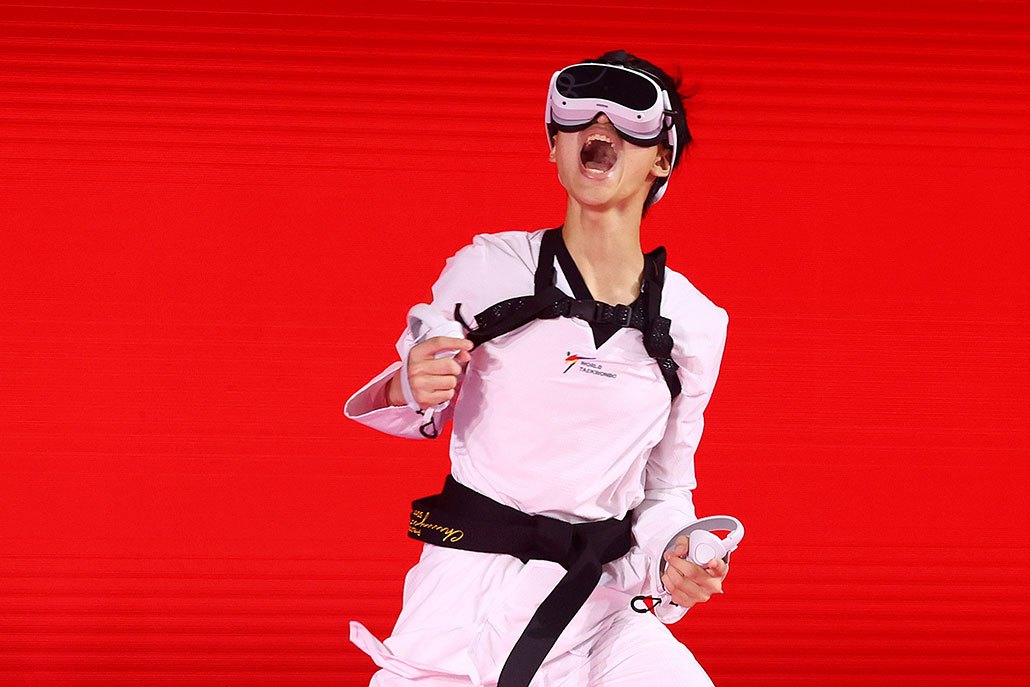 For teens, virtual reality worlds aren’t all fun and games