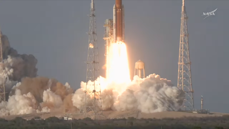 Astronauts are flying to the moon aboard Artemis II