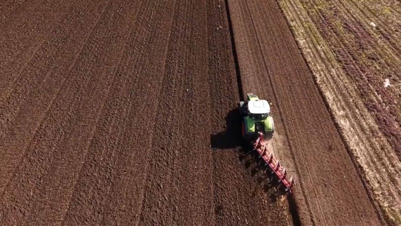 Deeply plowing farm fields can do more harm than good